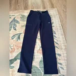 Figs Yola Petite Skinny Scrub Pants thumbnail 2