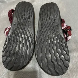 Arch support sandles with rope details in wine, grey and pink, adjustable strap thumbnail 2