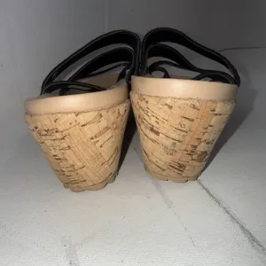 Crocs A-Leigh Black Cork Wedge Sandals Strappy Suede Like Style Women's Size 8 thumbnail 3