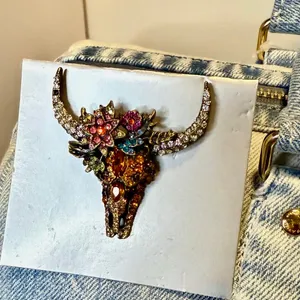 NEW Longhorn Skull Floral Rhinestone Brooch Western Statement Bag Charm Pin NWT thumbnail 4