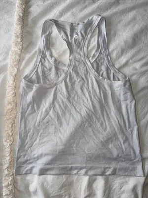 Lululemon Swiftly Cropped Tank Size 6 thumbnail 2