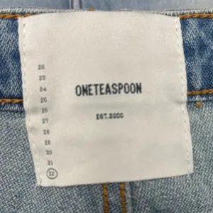 One Teaspoon Legend Denim Shorts Size 32, Casual Cutoff Denim Shorts thumbnail 2