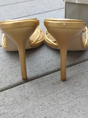 Delicious Open Toe Strappy Heel Sandals Gold Size 9 thumbnail 6