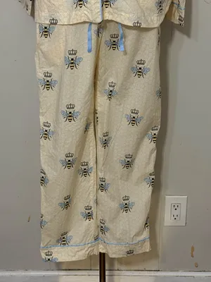 The Cat’s Pajamas Luxe Pima Queen Bee Honey Bee Pajama Set Size S thumbnail 3