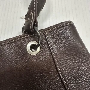 Fossil Shoulder Bag Womens Small Brown Leather Double Strap Key Charm Lined thumbnail 3