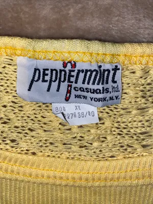 Vintage Peppermint Pale Yellow Openwork Knit Short Sleeve Top thumbnail 2