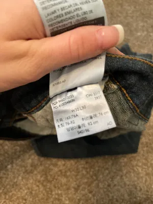 Levi Jeans  thumbnail 4