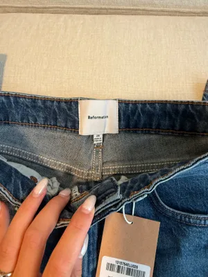Reformation Jeans High-Rise Straight thumbnail 3
