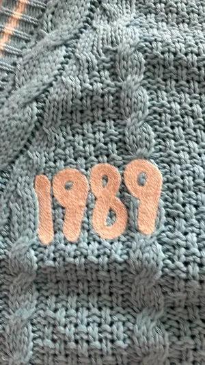 Taylor Swift 1989 Cardigan thumbnail 3