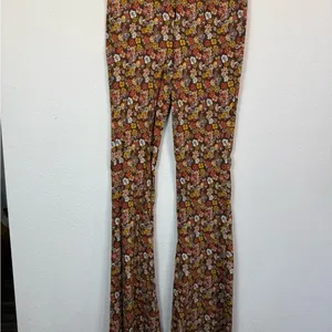 Hollister XS Floral High Rise Flare Bell Bottom Pants | Retro 70s Boho thumbnail 2