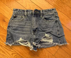 Jean Shorts Blue Size 25 thumbnail 1