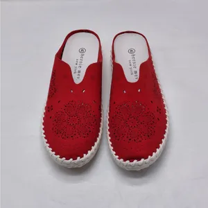 Bernie Mev Womens Mules Sneakers Size 40 Red Slip On Comfort Walking Travel Shoe thumbnail 3