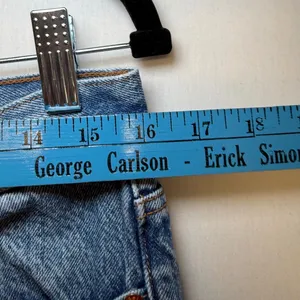 Levis Wedgie Straight Jeans‎ Womens 30 Blue High Rise Button Fly Raw Hem Denim thumbnail 6