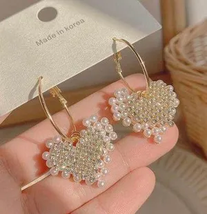 Women's Sweet Love Heart Pearl Dangle Drop Earrings thumbnail 1