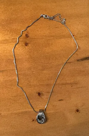 Silver Necklace thumbnail 1