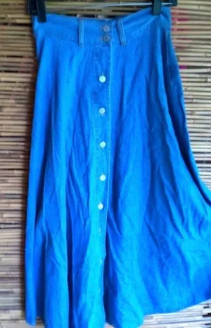 Vintage Blue 4/6 26.5 Jeans Denim Button Front Midi Skirt thumbnail 1