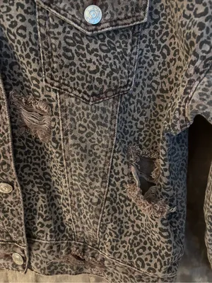 POL Two-Tone Leopard Print Denim Jacket in Brown/Tan Women’s Size L thumbnail 3