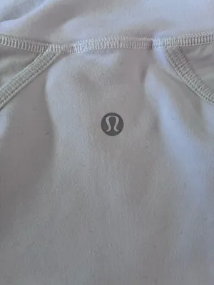 Lululemon  thumbnail 2