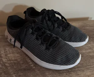 Under Armour Ripple Mesh Fly Knit Sneakers Women’s Size 9 Gray Black thumbnail 1