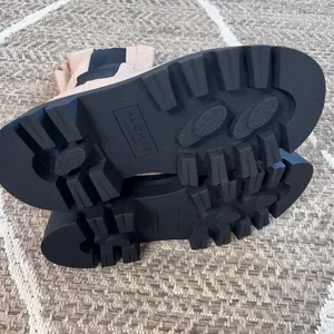ALOHAS Chunky Lug Sole Boot Sz 38/ US 7-7.5 thumbnail 6