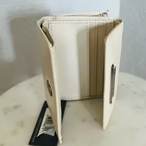 KENNETH COLE REACTION VINTAGE WALLET WITH‎ SOLAR POWERED CALCULATOR, Ivory, NWT thumbnail 5