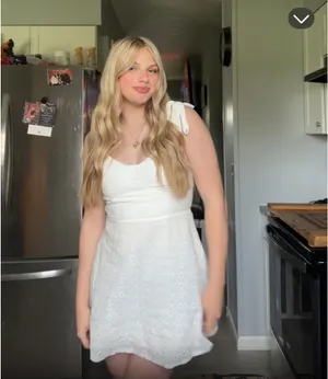 Hello Molly Dress thumbnail 2