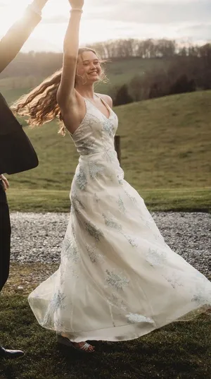 JCPenney Cream And Mint Green Prom Dress thumbnail 1