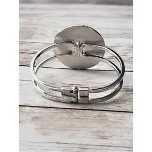 Detroit Hinged Bracelet / Bangle Silver Tone thumbnail 3