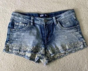 Levi's Jean Shorty Shorts thumbnail 1