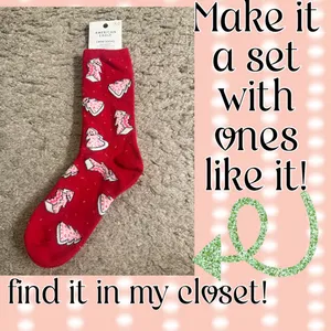 American Eagle AE Light Pink Christmas Nutcracker Ballet Women’s Crew Socks NWT thumbnail 6