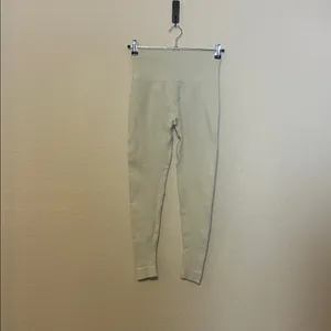 Set‎ Active SculptFlex Leggings in Dune Size Medium thumbnail 4