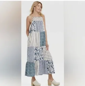 Universal Threads maxi dress thumbnail 2