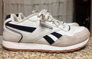 Reebok shoes thumbnail 1