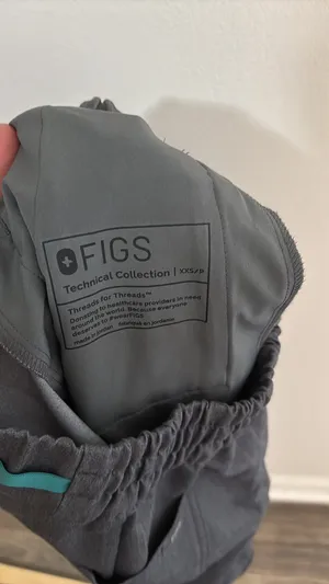 Figs Graphite Scrub Set thumbnail 9