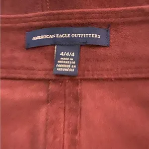 American Eagle mini skirt- wine in color. Suede feel. Size 4. Like new! thumbnail 3