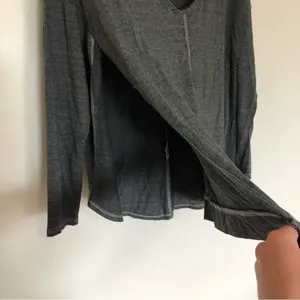 Free People Movement Long Sleeved Dark Gray Tee Shirt Side Split New Small thumbnail 3