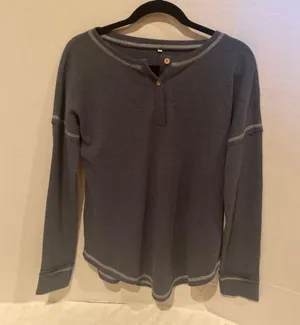blue top thumbnail 1