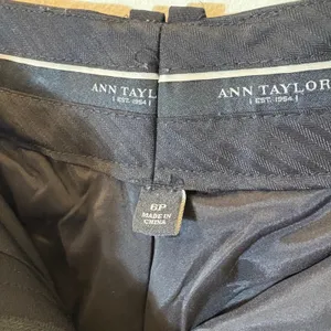 Ann Taylor Virgin Wool Blend Dress Pants Size 6P‎ Black thumbnail 6