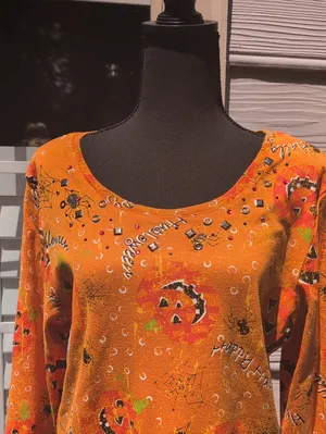 Onque Casuals 3/4 Sleeve Halloween Top | Pumpkin Halloween Pattern Shirt thumbnail 9