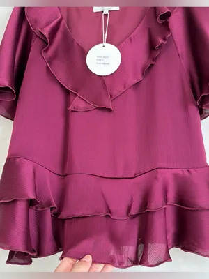 in february Burgundy Crinkled Ruffle V-Neck Flutter Sleeve Tiered Peplum Blouse thumbnail 6