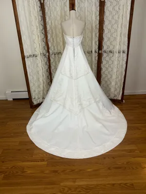 Beautiful Vintage 90s Mori Lee Strapless Satin Wedding Gown thumbnail 4