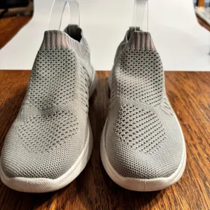 Danskin Womens Cheerful Gray Slip on Sneakers Workout Walking‎ Breathable Sz 9 thumbnail 3