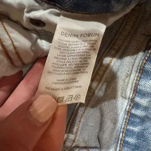Denim Forum Aritzia Arlo High Rise Straight Jeans Size 26 thumbnail 6