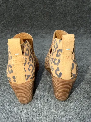 Toms Leopard Print Chelsea Booties in Tan and Black thumbnail 6