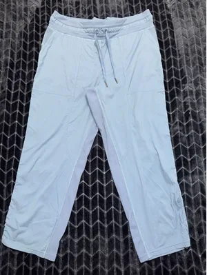 lululemon Women Blue Dance Studio Crop Pants Mid Rise Size 12 thumbnail 1