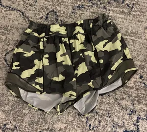 Lululemon Short thumbnail 1
