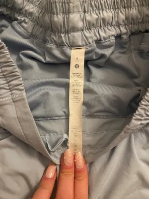 Hotty Hot Lululemon 2.5" Low-Rise thumbnail 5