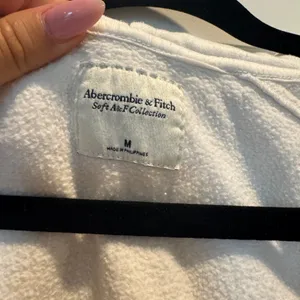 Abercrombie Zip-Up Hoodie thumbnail 2