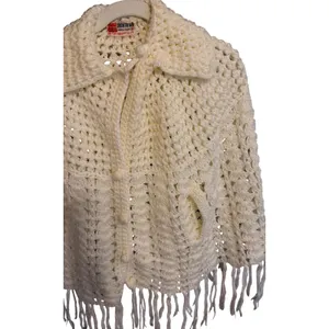 VTG San Yueh Hand Crochet Capelet Cream Fringe Button Front Small Boho Cottage thumbnail 6