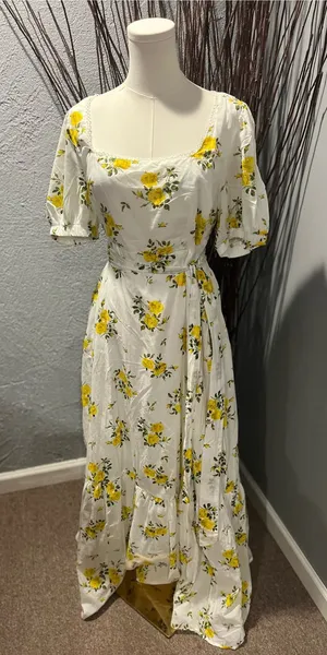 🌼New York & Company Yellow Rose Maxi Sundress🌼 thumbnail 1
